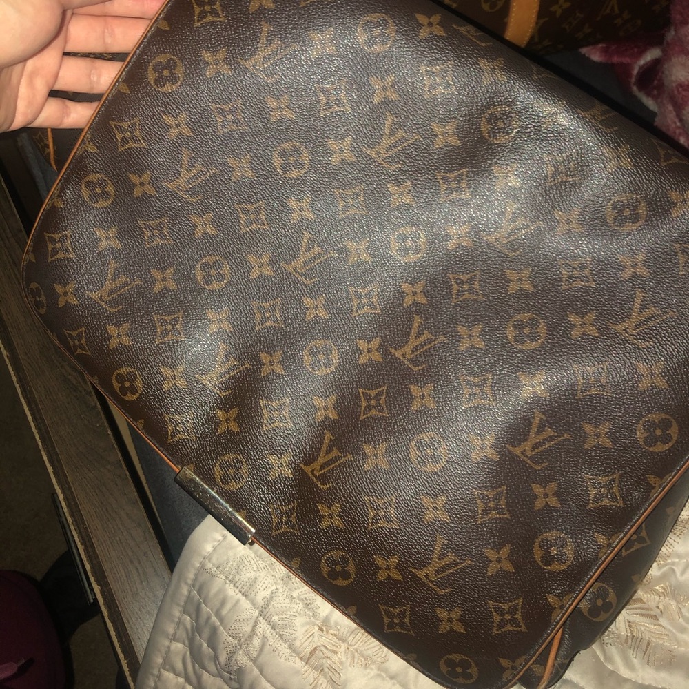 Sold! Louis Vuitton Monogram Messenger Bag